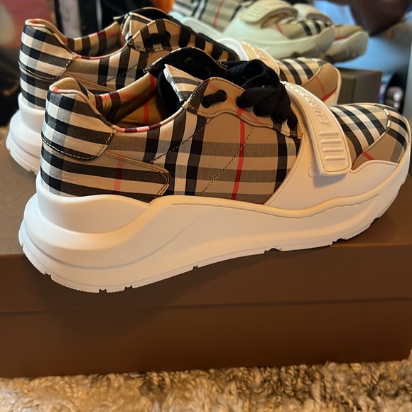 Burberry Shoes - Regis Burberry Sneaker Archive Beige